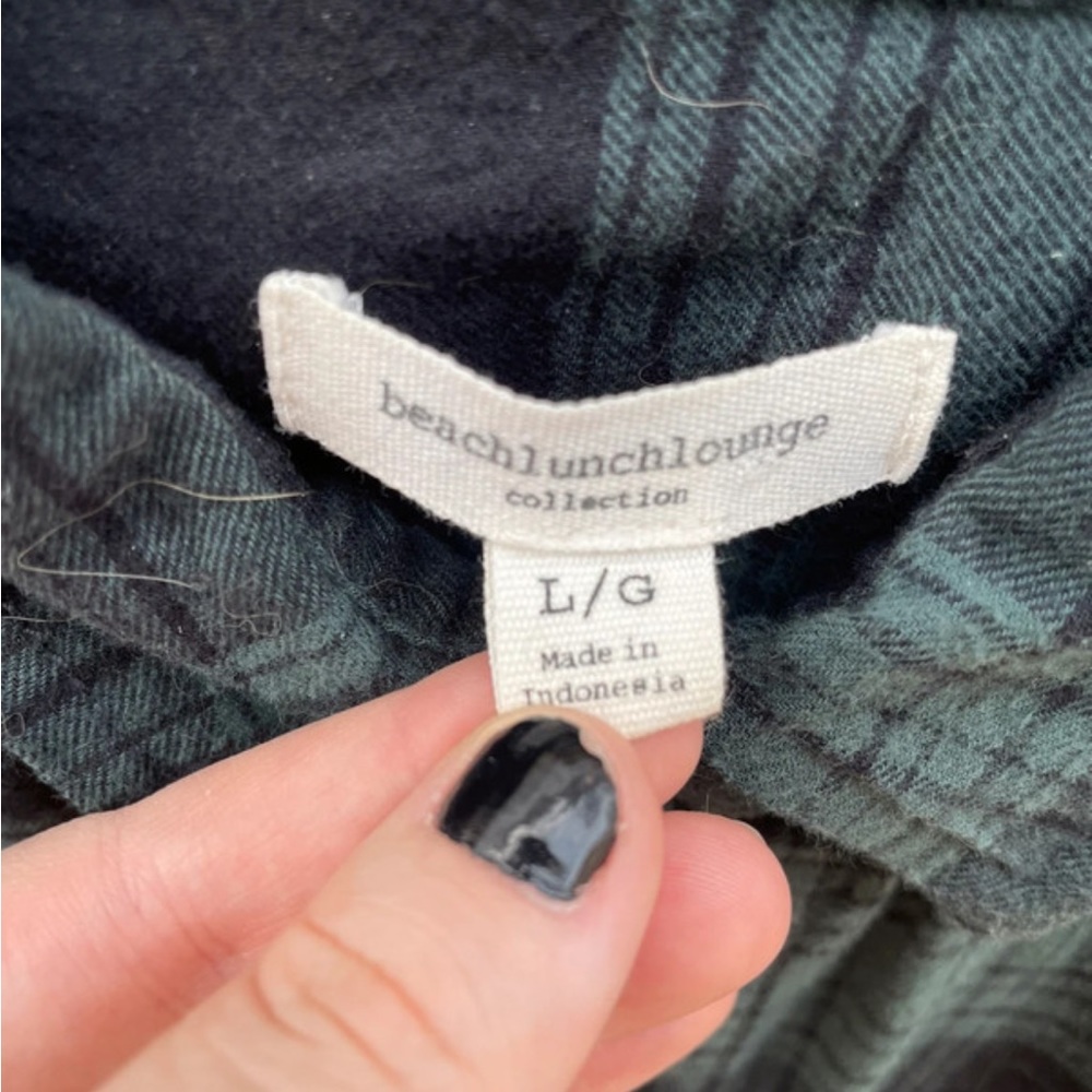 Flannel - Picture 2 of 3